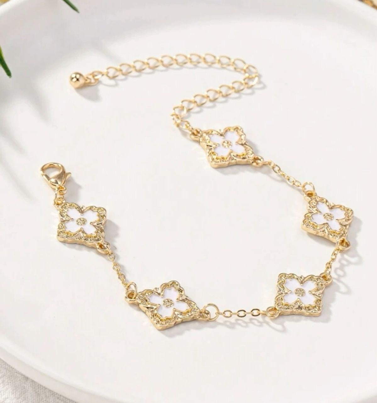 Vintage Floral 18K Gold-plated Bracelet