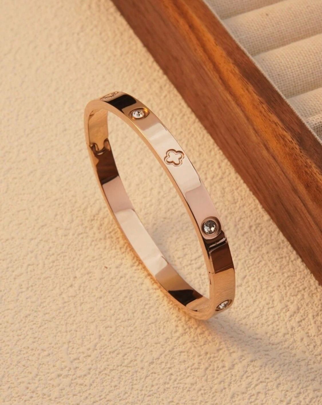 Acero Bangle | Tarnish-Free & Waterproof