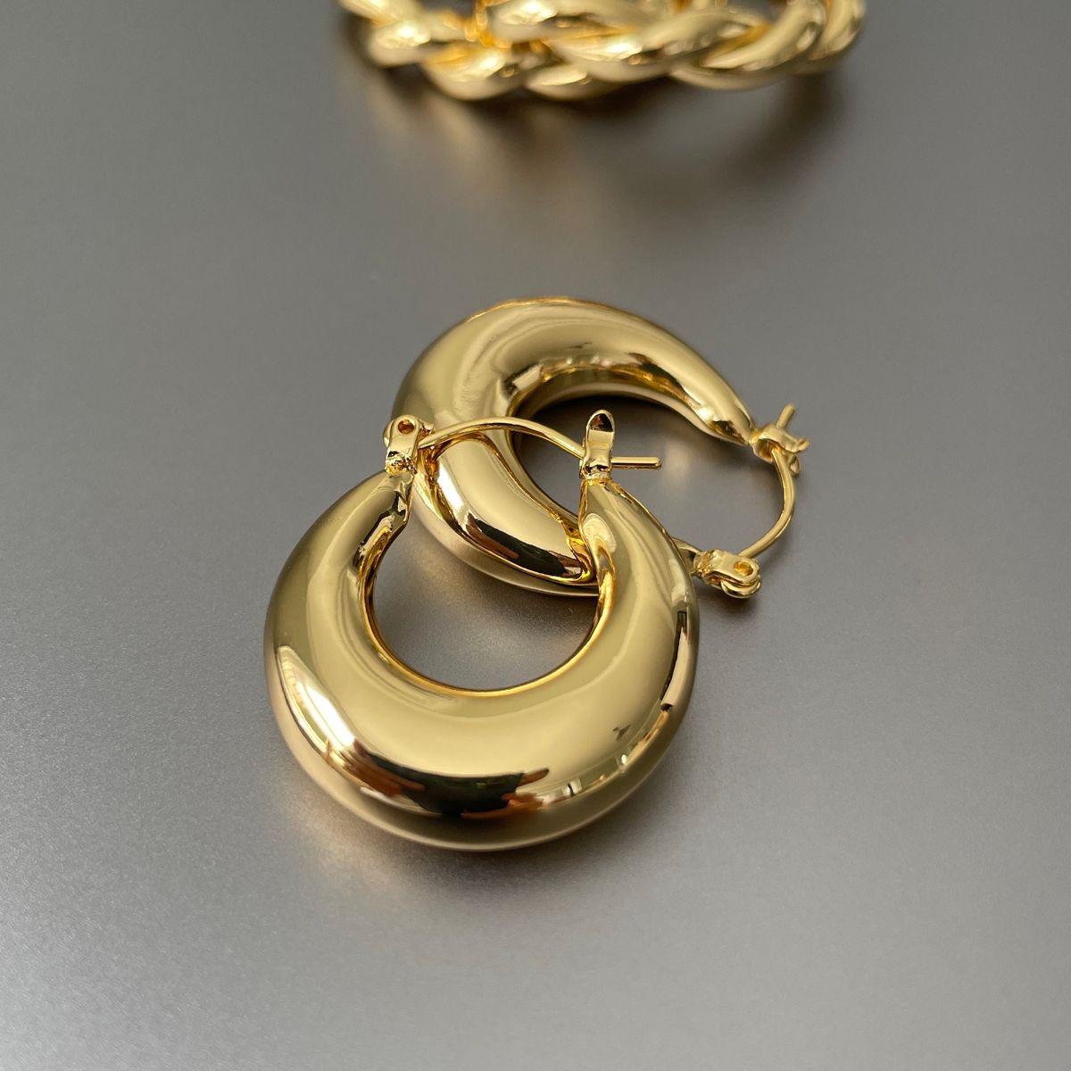 Curval Hoops | Tarnish-Free & Waterproof