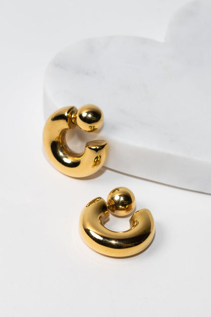 Soléa Reversible C-Hoop Earrings – Gold Boho Style