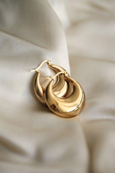 Curval Hoops | Tarnish-Free & Waterproof